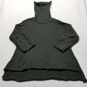 AndTheWhy M/L Army Green Sweater Turtleneck Waffle Knit Chunky Gremlin